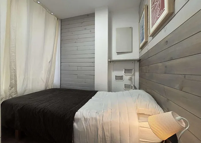 Appt - - Lr250-a102 * La Rochelle (Charente-Maritime)